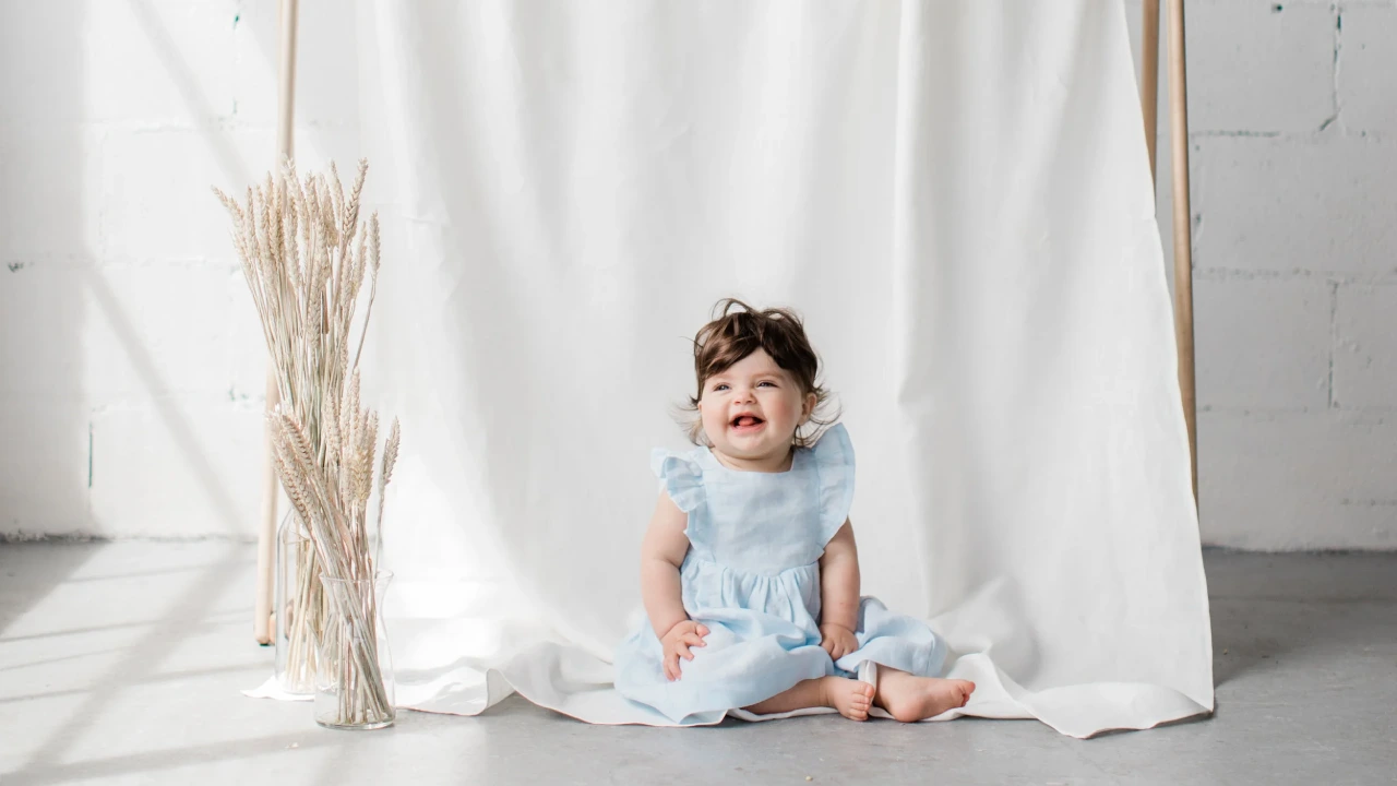  آماده کردن کودک برای عکاسی در آتلیه