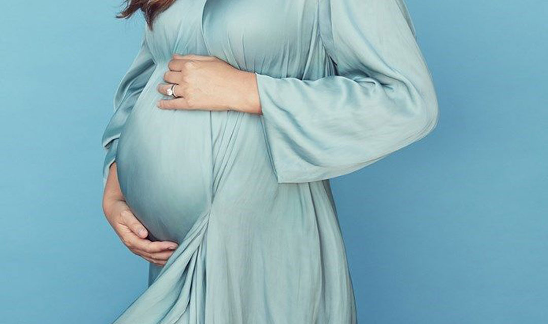 عکاسی بارداری در منزل